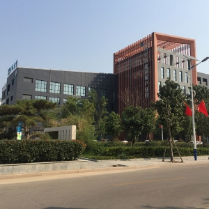 環(huán)保產業(yè)園一號樓外裝工程